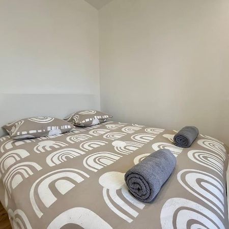 Apartament T2 Renove A 15 Min De Lyon Pierre-Bénite Zewnętrze zdjęcie